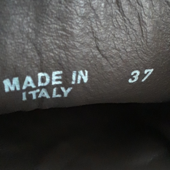 GOLDEN GOOSE BOOTS...SIZE 37 - Picture 6 of 8